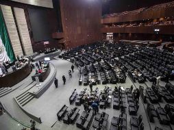 Ante la falta de acuerdos, el presidente de la Mesa Directiva, Eduardo Ramírez, decretó un receso que duró menos de 20 minutos. SUN/ARCHIVO