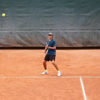 Tenis internacional juvenil llega a su etapa cumbre en el Country Club