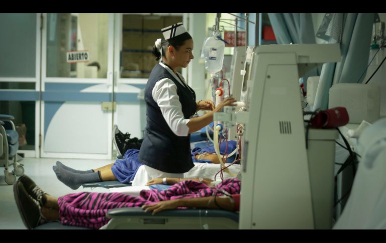 De acuerdo con datos del Instituto Mexicano del Seguro Social (IMSS), que atiende alrededor del 70% de los pacientes del país, en México existen más de 60,000 pacientes con ERC que reciben estas terapias. EL INFORMADOR/ ARCHIVO