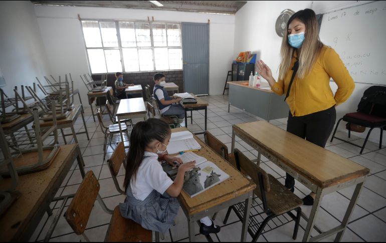 El secretario de Educación en Jalisco, Juan Carlos Flores Miramontes, enfatizó que habrá consecuencias si los profesores faltan. EL INFORMADOR/Archivo