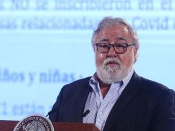 El subsecretario de Derechos Humanos, Alejandro Encinas, participa este jueves en la conferencia mañanera de AMLO. EFE/S. Gutiérrez