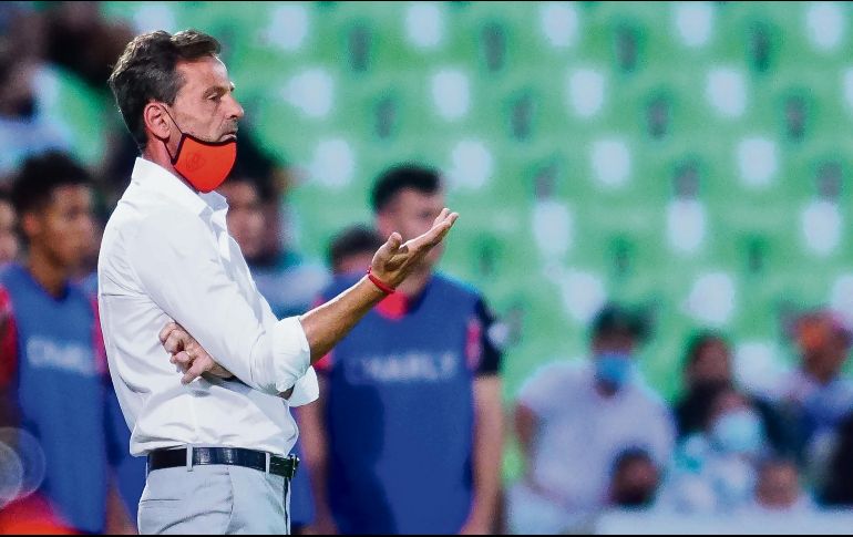 Diego Cocca afirma que quienes le critican es porque no entienden sus movimientos. IMAGO7/E. Saavedra