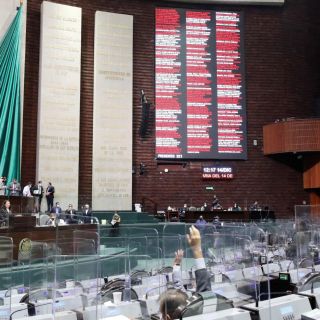 Legisladores que frenaron periodo extraordinario "son salinistas": AMLO