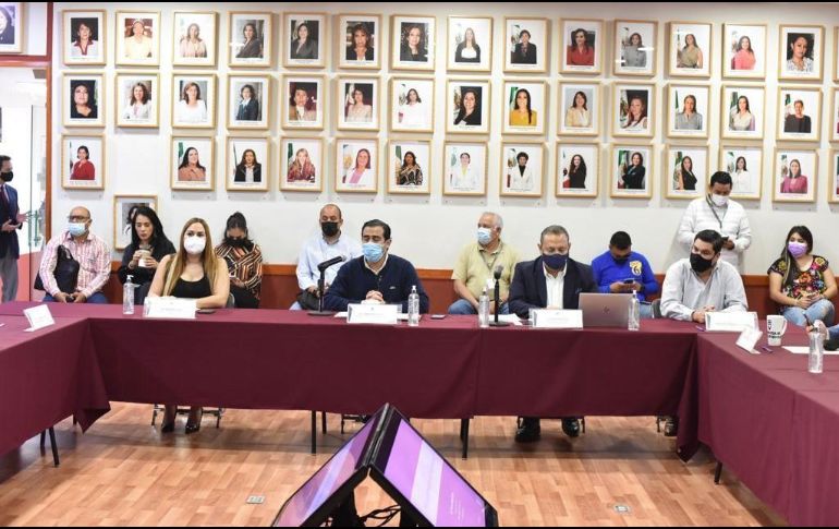 Cuando la actual administración estatal presentó su plan de rescate del Ipejal, en abril de 2019, calculó déficit de 260 mil millones de pesos y que en ocho años el fondo de ahorros se habría agotado. ESPECIAL