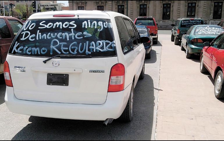 El Gobierno federal pretende  legalizar todos los vehículos  “chocolate” que hay en la Frontera Norte. ESPECIAL