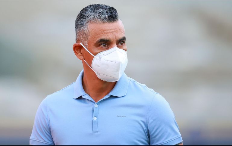 ''Queremos expresar nuestro profundo agradecimiento a Héctor Altamirano y a todo su cuerpo técnico, reconociendo su amplio compromiso y profesionalismo a lo largo de este tiempo'', informó el equipo. IMAGO7