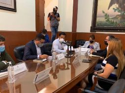 La Comisión de Responsabilidades también le dio entrada a la revisión de denuncias en contra del presidente municipal interino de Guadalajara y de la tesorera municipal por demoras en el pago de laudos. ESPECIAL /