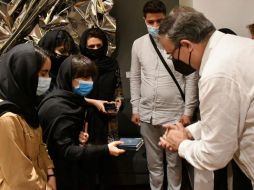 Ebrard subrayó la necesidad de mantener la confidencialidad de los datos de estas mujeres. TWITTER/@SRE_mx