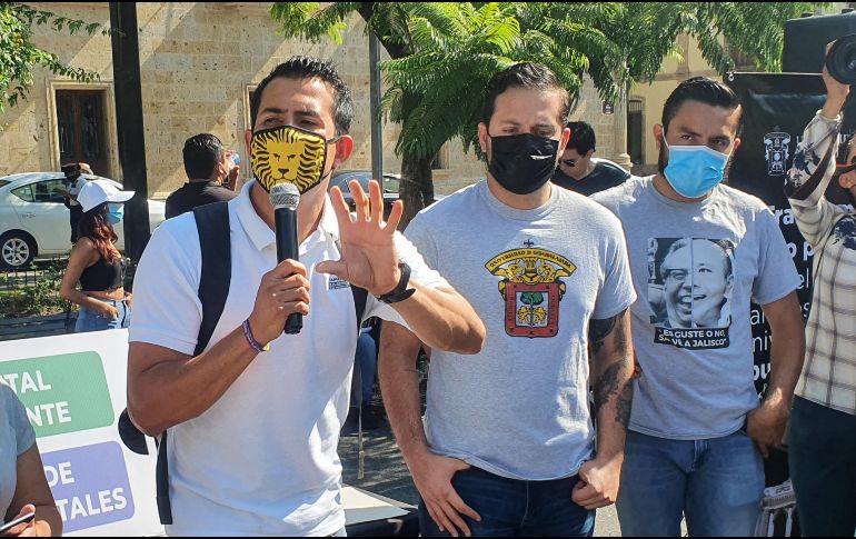 Javier Armenta, presidente de la FEU, detalló que se recolectarán las firmas por al menos un mes. EL INFORMADOR / G. Gallo