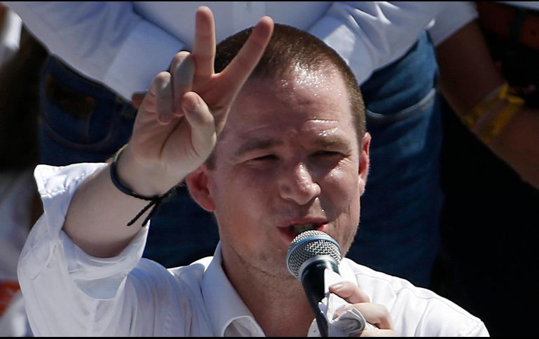 Denuncian que la FGR se niega a compartir con los representantes legales de Ricardo Anaya la carpeta de investigación que se abrió en su contra. AP/ARCHIVO