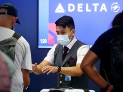 El 75% de los empleados de Delta están vacunados. Quienes no tengan la vacuna anti COVID-19 se someterán a pruebas semanales a partir del 12 de septiembre. AFP/M. Tama