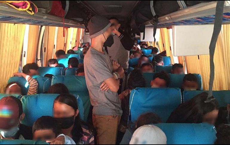 Los migrantes fueron trasladados a las instalaciones del Instituto Nacional de Migración en Saltillo. EFE/Guardia Nacional