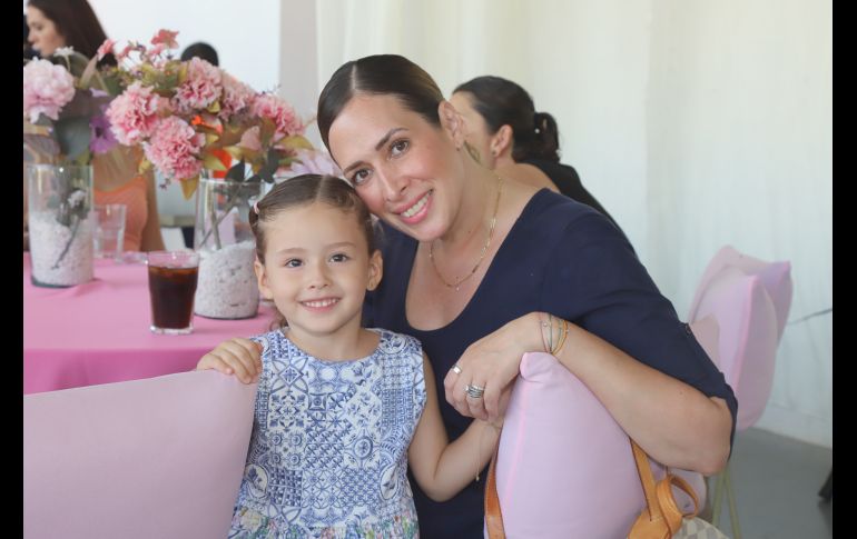 Isabela Alemán y Mariana Torres. GENTE BIEN JALISCO/ CLAUDIO JIMENO