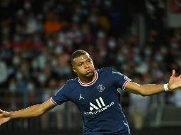 CERCA. Diferentes medios de comunicación dan por hecho que Kylian Mbappé se convertirá en jugador del Real Madrid. AFP/ARCHIVO