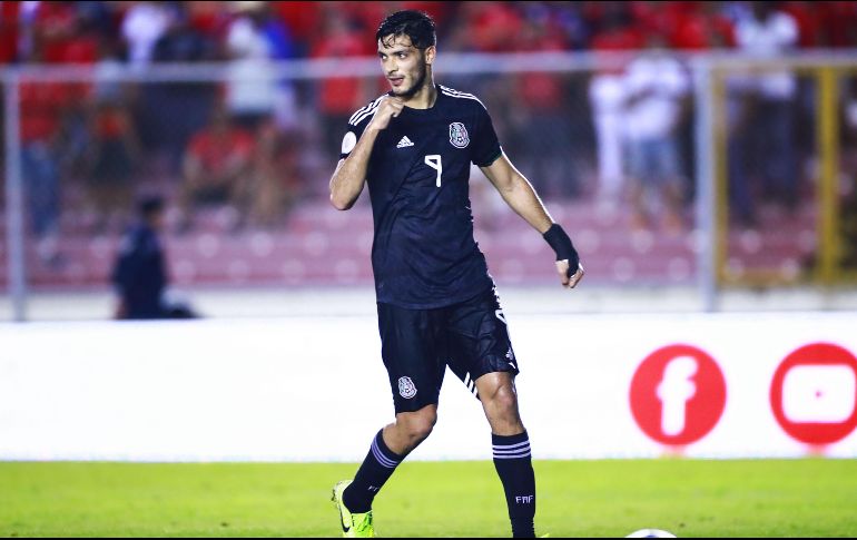 Raúl Jiménez vuelve con el Tri, luego de la fractura de cráneo que sufrió y que lo alejó de las canchas varios meses. IMAGO7