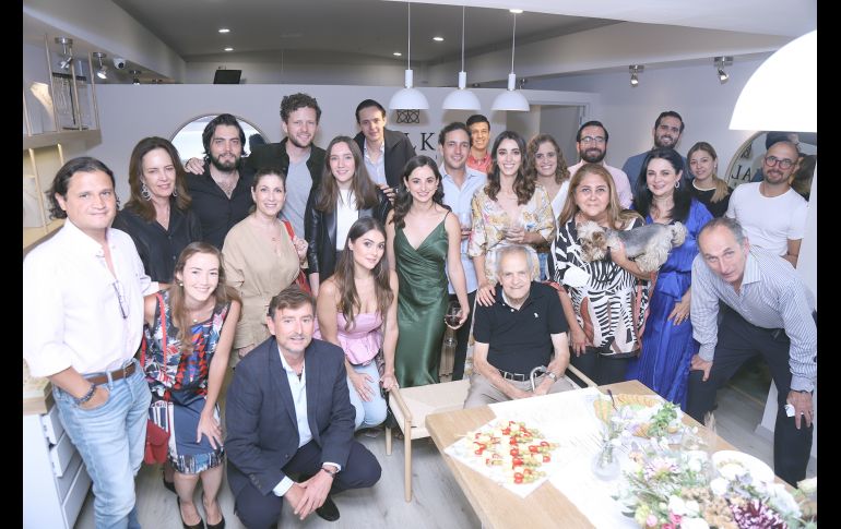 Invitados, amistades y parientes de Annette y Viviann Padilla. GENTE BIEN JALISCO/ CLAUDIO JIMENO