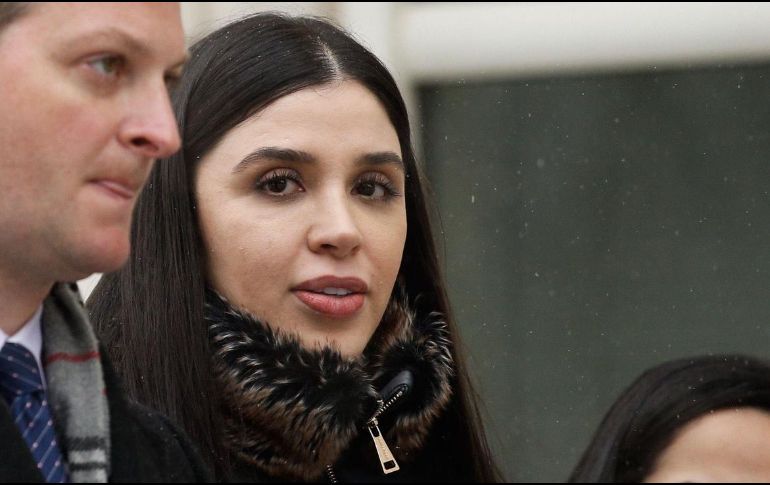 Emma Coronel se declaró culpable de cargos penales federales tras haber sido acusada en EU de ayudar a su esposo a dirigir un imperio multimillonario de tráfico de drogas. AFP/ARCHIVO