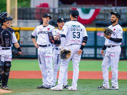 El pitcheo de Mariachis se derrumbó en la séptima entrada. ESPECIAL