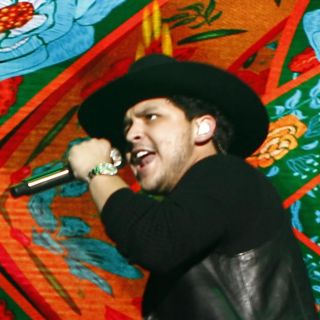 Nodal regresa a Instagram tras rumores