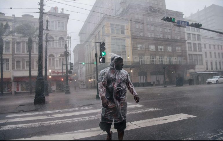 Los meteorólogos subrayan que persisten alertas de marejada ciclónica en Grand Isle (Luisiana) hasta la frontera de Alabama y Florida. AFP / B. Bell