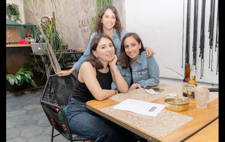 Daniela Vega, Mariel Nishimoto y Ale Godínez.