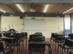 Explicaron que el tener aire acondicionado en un salón de clases ocasionará que disminuya la temperatura, pero también la humedad, lo que podría aumentar el riesgo de transmisión de virus. EL INFORMADOR / ARCHIVO