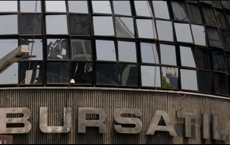 Debido a un ajuste de mercado, el IPC cerró con pérdidas. AFP/ ARCHIVO