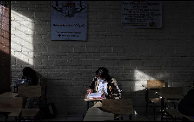 El organismo ha documentado que en más del 95% de las escuelas se han establecido y cumplido los filtros sanitarios. EFE/S. Gutiérrez