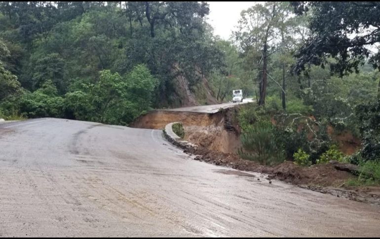 Se estima que la reconstrucción del camino estará lista en al menos 21 días. ESPECIAL/Protección Civil Jalisco