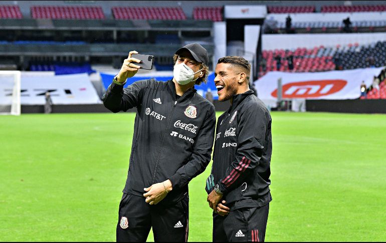 RUMORES. Guillermo Ochoa y Jonathan dos Santos grabaron un video sobre un posible interés en jugar para Las Águilas. IMAGO7
