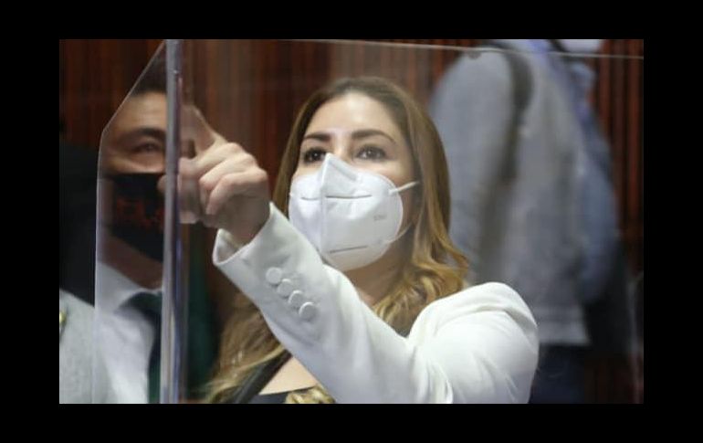 A Rodríguez le fue dictada prisión preventiva oficiosa por el lapso de un año, tiempo en el cual deberá llevarse a cabo el juicio para determinar si es inocente o culpable. Facebook / Azucena Rodríguez