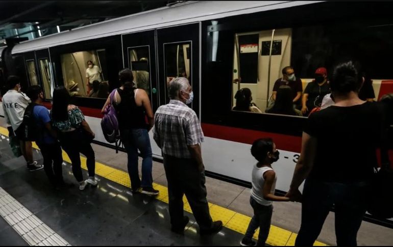 El Siteur ofreció a los usuarios un servicio de transporte provisional. EL INFORMADOR/ARCHIVO