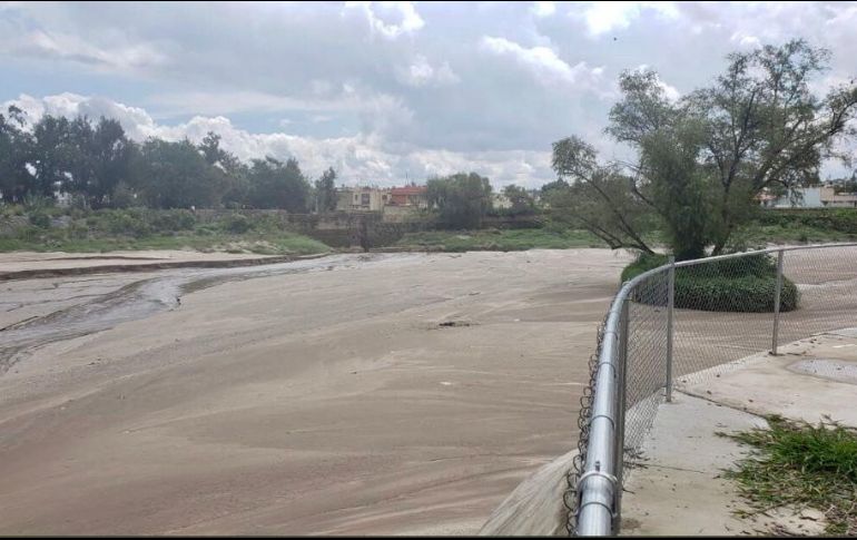 En las labores de rescate del cadáver los bomberos tapatíos trabajaron en coordinación con personal de la Fiscalía del Estado. El cuerpo  fue remitido al Servicio Médico Forense. ESPECIAL