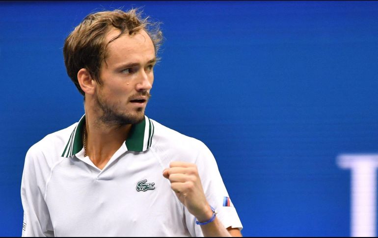 IMBATIBLE. El tenista ruso aún no ha perdido un set en su camino a los cuartos de final por tercer año consecutivo. AFP/A. WEISS