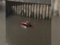 Colapsa Carretera a Tesistán por inundación en paso a desnivel