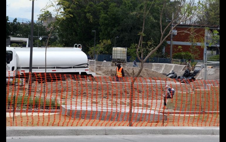Las obras ocasionan un intenso tráfico en la zona, así como generación de basura. EL INFORMADOR/A. Camacho