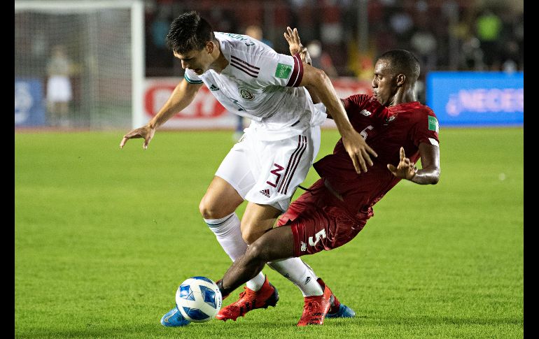 INTENSO. En el Primer Tiempo, Panamá ejerció una presión alta sobre la zona defensiva del Tri. IMAGO7