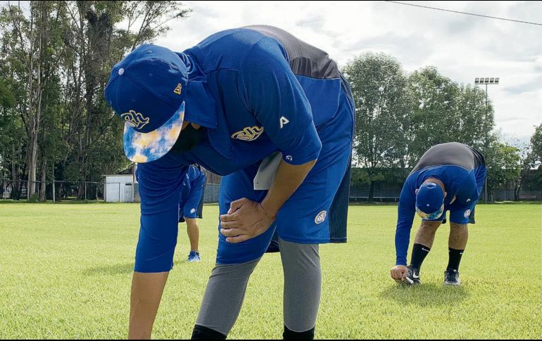 A tono. Aún no se reportan todos los peloteros albiazules. @charros beisbol