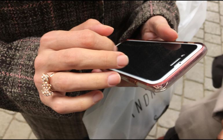 Con las nuevas disposiciones se establece que los proveedores de servicio de internet no podrán vigilar, monitorear o inspeccionar el contenido que los usuarios consumen o en el que navegan en la red. NOTIMEX / ARCHIVO.