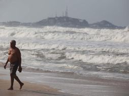 Piden a los turistas resguardarse en sus sitios de hospedaje ante la inminente llegada del meteoro. EFE/ARCHIVO