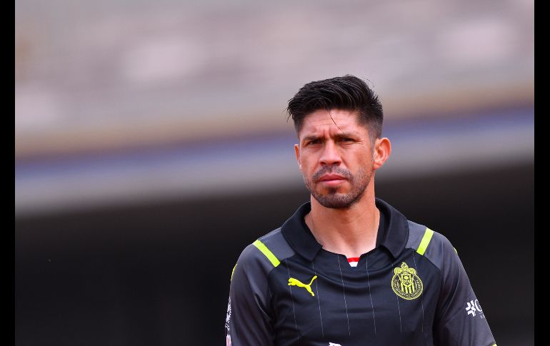 SIGUE SIN MINUTOS. Pese a las ausencias que tuvo Chivas, Oribe Peralta no vio ni un solo minuto. IMAGO7
