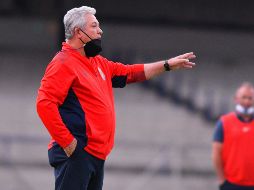 INSATISFECHO. Vucetich reconoció que se siente inconforme por haber empatado en un partido en donde tuvieron cuando menos dos oportunidades para irse al frente en el marcador. IMAGO7