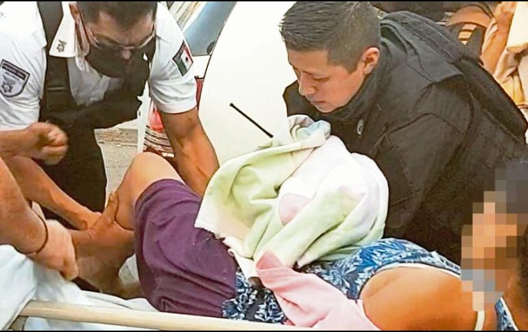 IMPREVISTO. Lizeth, de 30 años, fue asistida en su parto dentro del automóvil. Especial