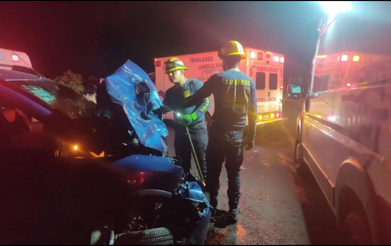 Tragedia. Una muerte y tres lesionados fue el saldo del accidente automovilístico. ESPECIAL /