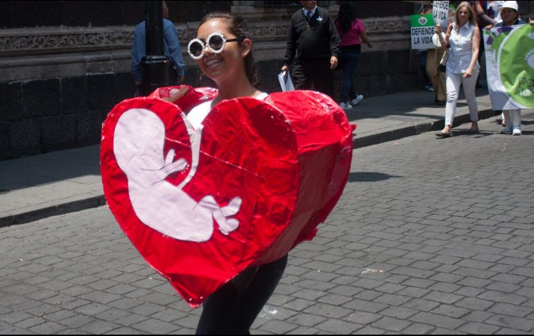 Proponen al Pleno de la SCJN declarar que la objeción de conciencia es una cuestión individual que los médicos ejercen de acuerdo a su libertad religiosa e ideológica. NTX / ARCHIVO