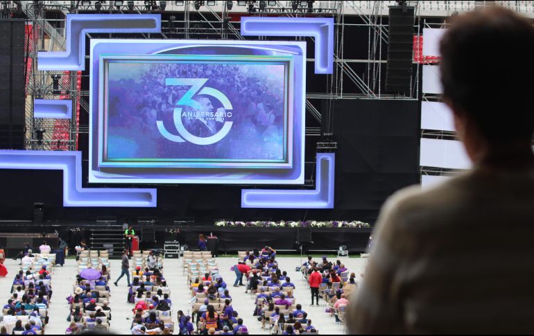 El anuncio se dio en el marco del 30 aniversario de Omnilife, que se celebró con un gran evento. EL INFORMADOR / A. Navarro