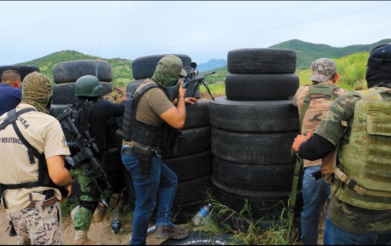 Un joven sobreviviente informó que cinco pobladores que resguardaban una barricada fueron acribillados y luego decapitados. SUN/Archivo