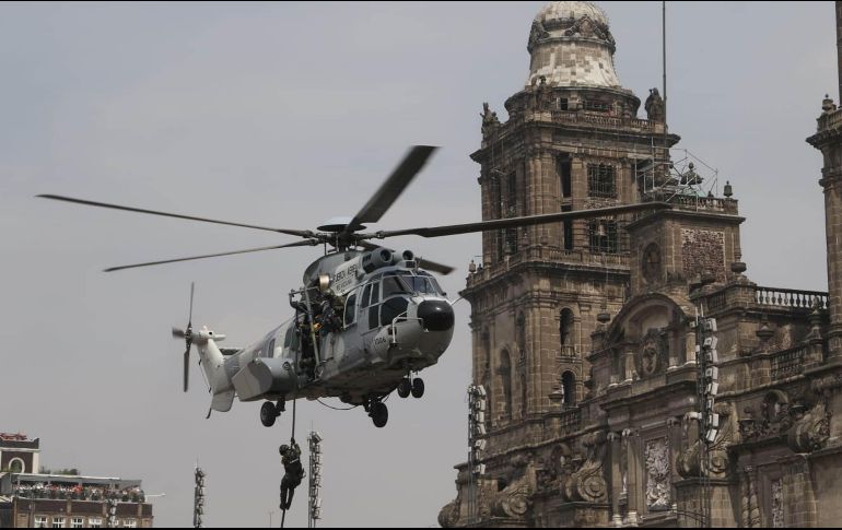 De los mayores atractivos en el desfile son las aeronaves de la Fuerza Aérea Mexicana. SUN / C. Mejía