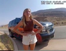 La pareja de viajeros fue detenida el pasado mes de agosto por la policía luego de que tuvieran un altercado que llegó a la violencia física. AP