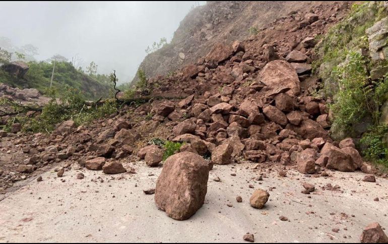 Solicitan a las personas que deban transitar por la zona manejar con precaución. ESPECIAL